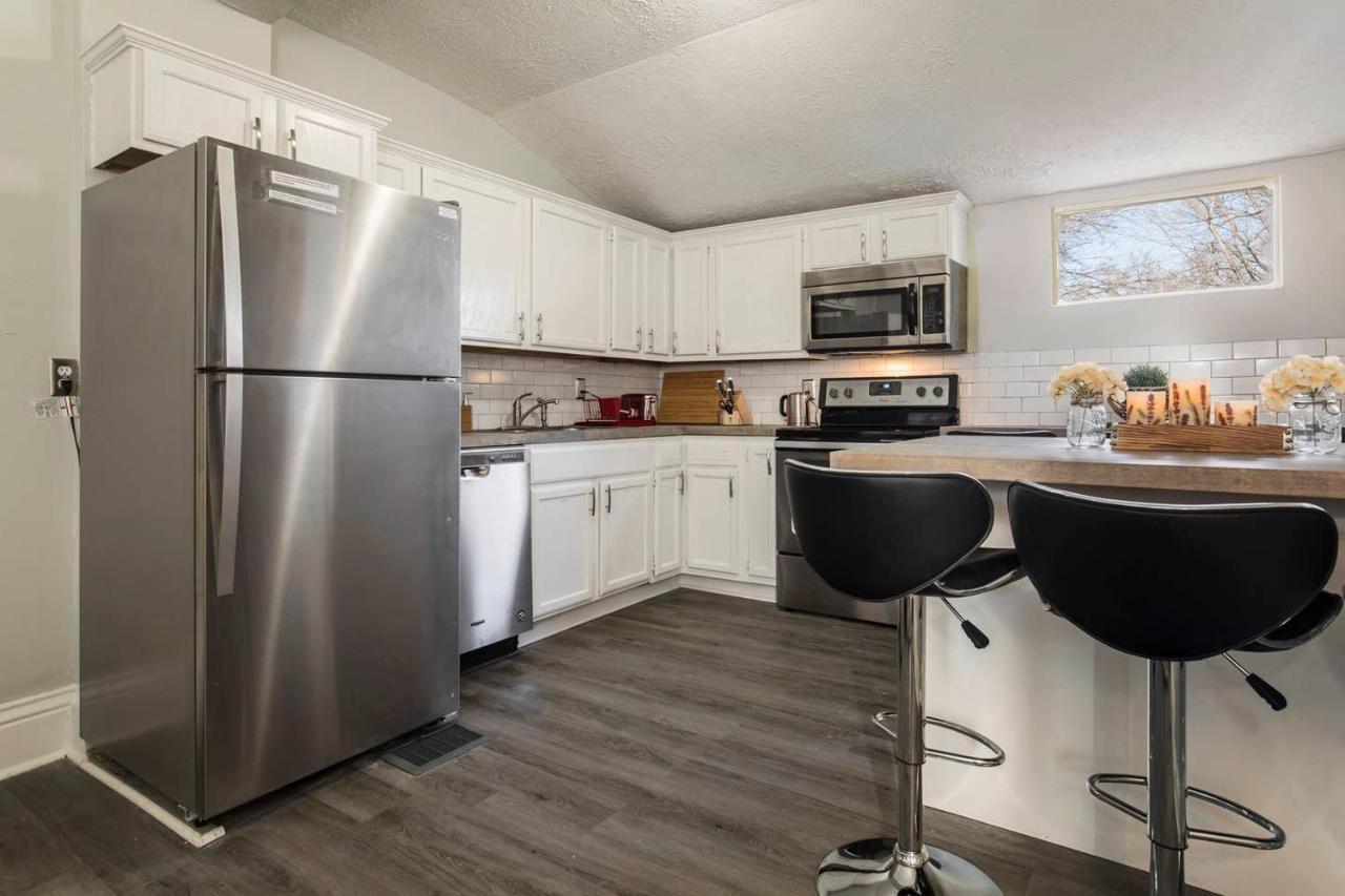 Louisville Dream House 4Br 2Ba By Cozysuites Exterior photo