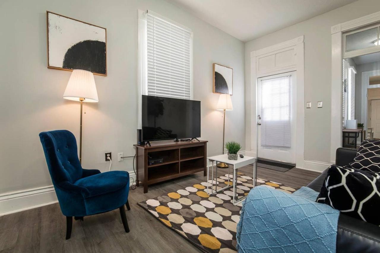 Louisville Dream House 4Br 2Ba By Cozysuites Exterior photo